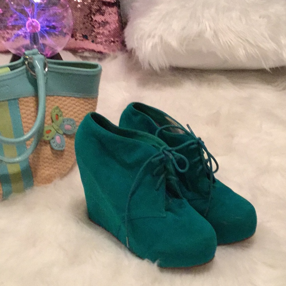 Glaze Platform Wedge 8.5 ties turquoise Decora GUC